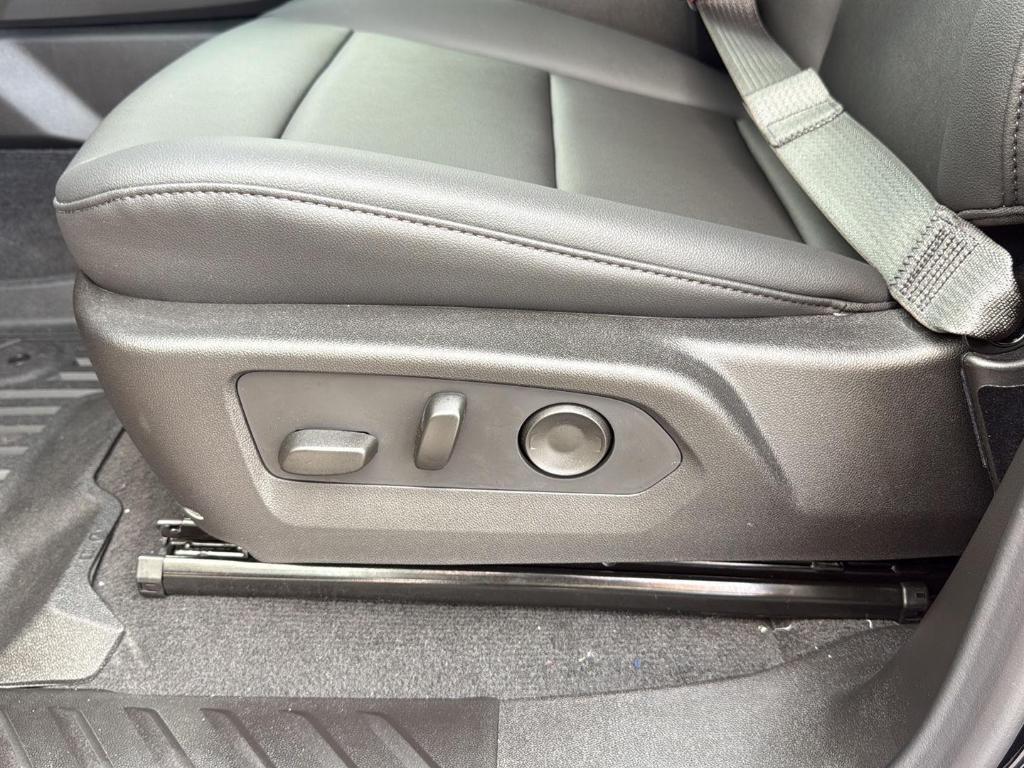 new 2026 Chevrolet Colorado car, priced at $44,995