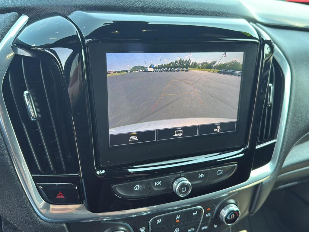 used 2022 Chevrolet Traverse car, priced at $29,595
