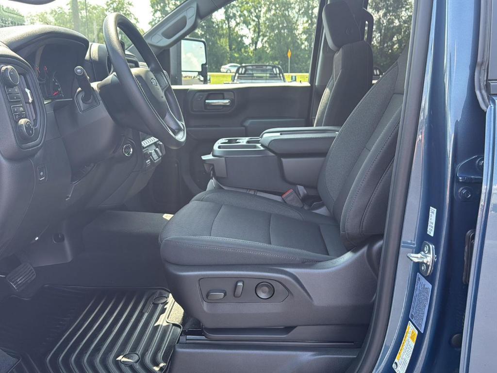 new 2025 Chevrolet Silverado 2500 car, priced at $56,825