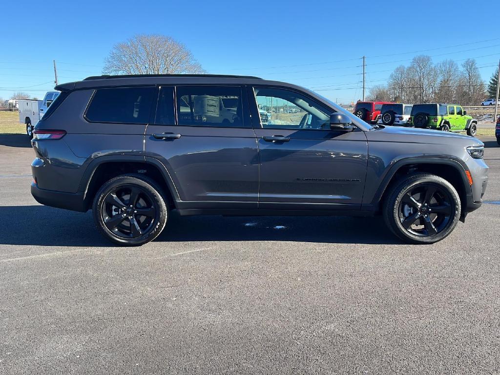 new 2024 Jeep Grand Cherokee L car, priced at $43,175