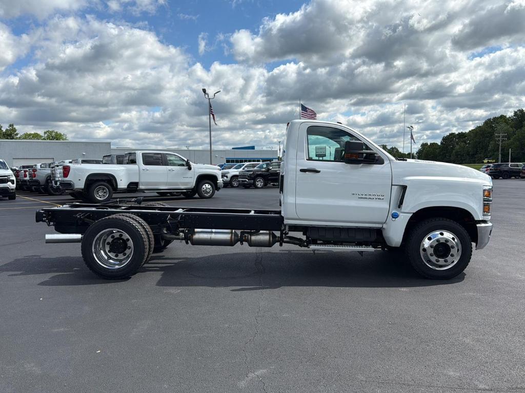 new 2024 Chevrolet Silverado 1500 car, priced at $57,277