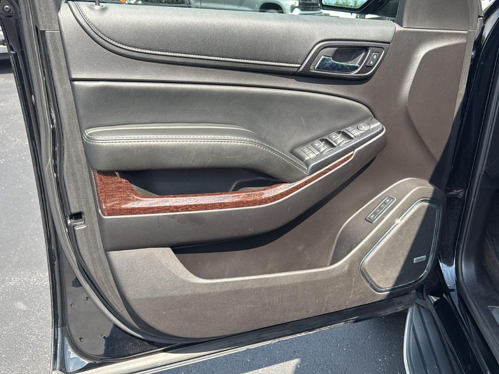 used 2016 GMC Yukon car, priced at $23,500