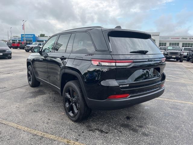 new 2024 Jeep Grand Cherokee car, priced at $42,415