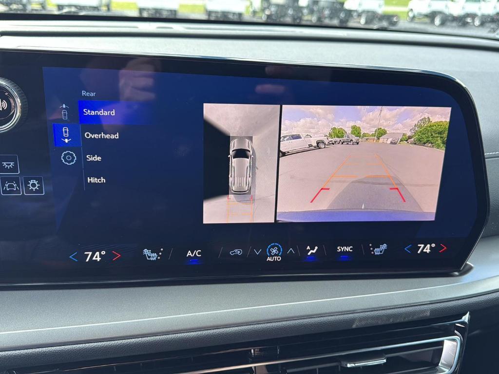 new 2025 Chevrolet Traverse car, priced at $43,695