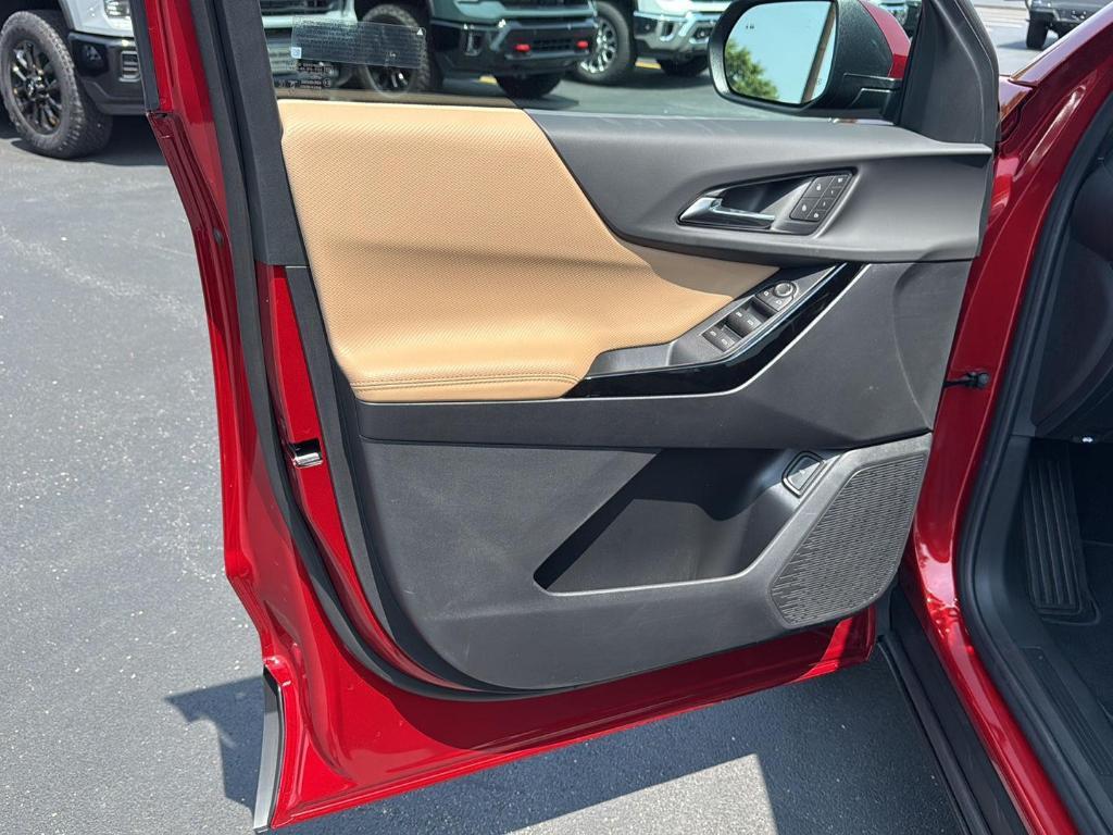 new 2026 Chevrolet Equinox car, priced at $36,825