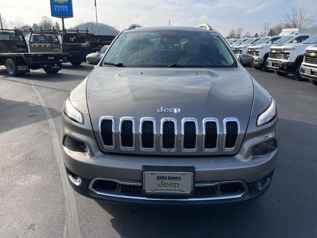 used 2016 Jeep Cherokee car, priced at $12,450