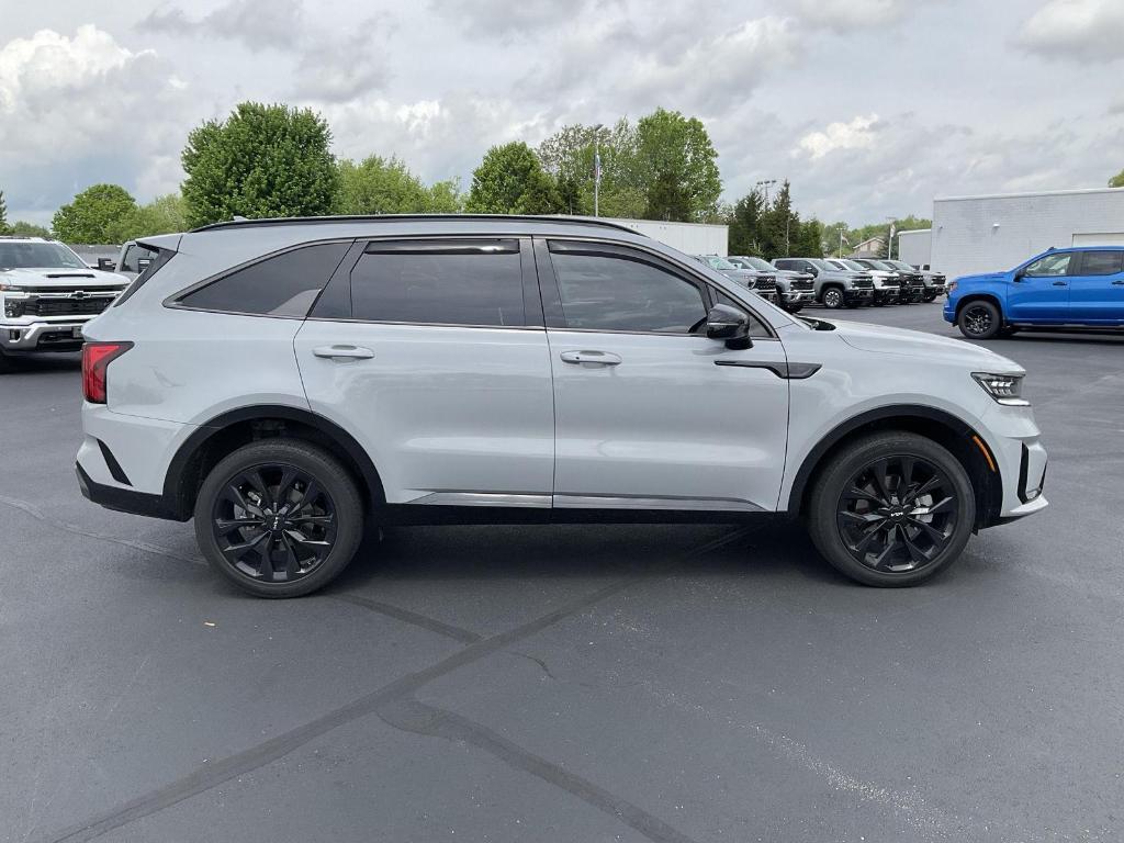 used 2023 Kia Sorento car, priced at $36,900