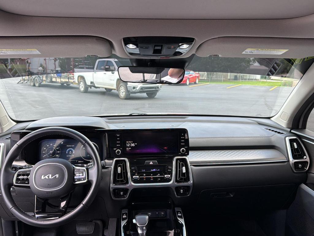 used 2023 Kia Sorento car, priced at $35,719