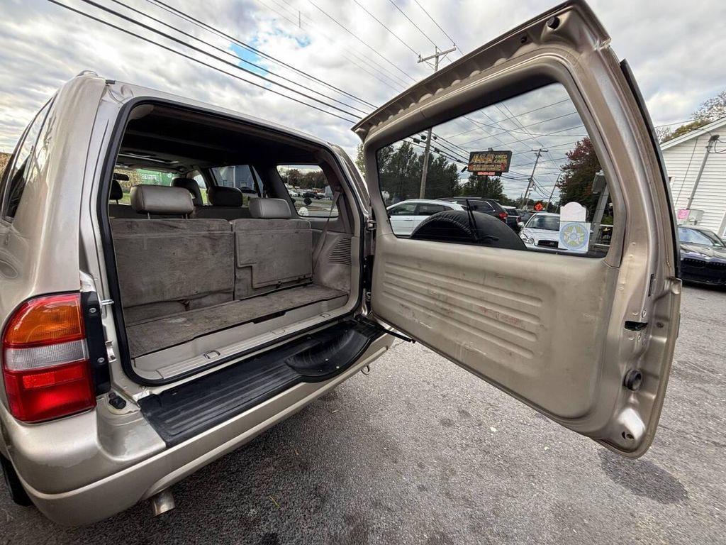 used 2003 Suzuki XL7 car, priced at $3,695