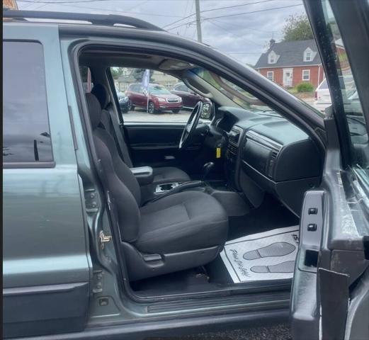 used 2004 Jeep Grand Cherokee car, priced at $2,195