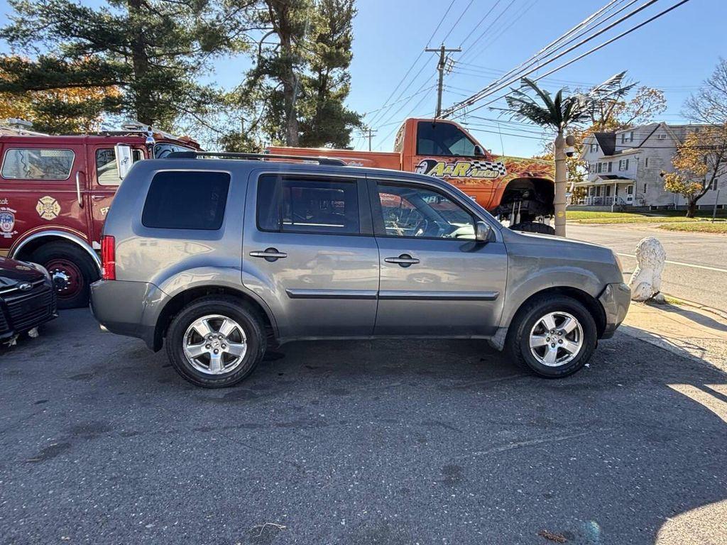 used 2011 Honda Pilot car, priced at $2,995