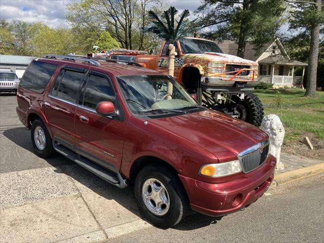 used 1999 Lincoln Navigator car, priced at $2,195