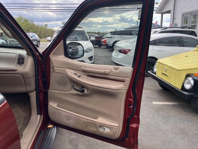 used 1999 Lincoln Navigator car, priced at $2,195