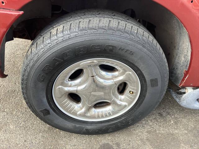used 1999 Lincoln Navigator car, priced at $2,195