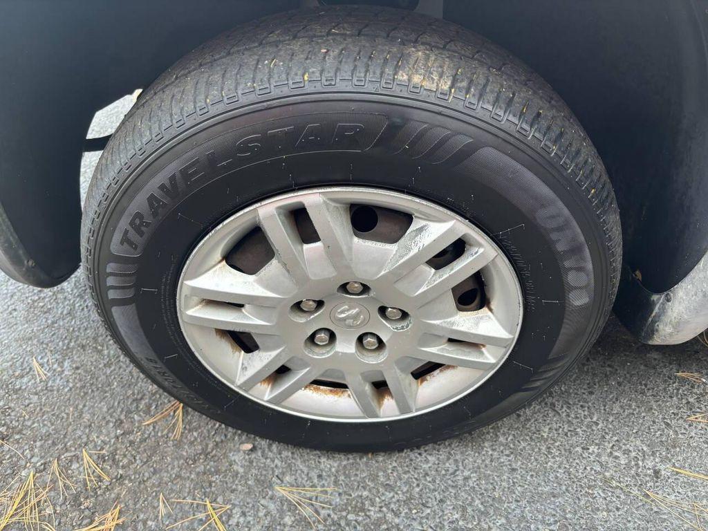 used 2007 Dodge Caravan car, priced at $2,495