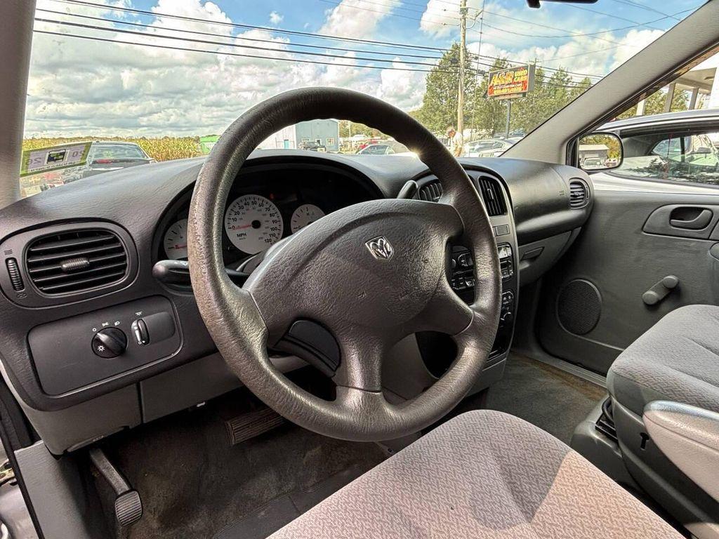 used 2007 Dodge Caravan car, priced at $2,495
