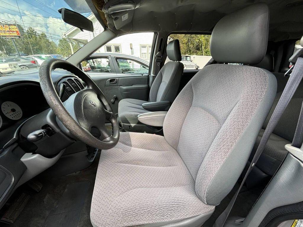 used 2007 Dodge Caravan car, priced at $2,495