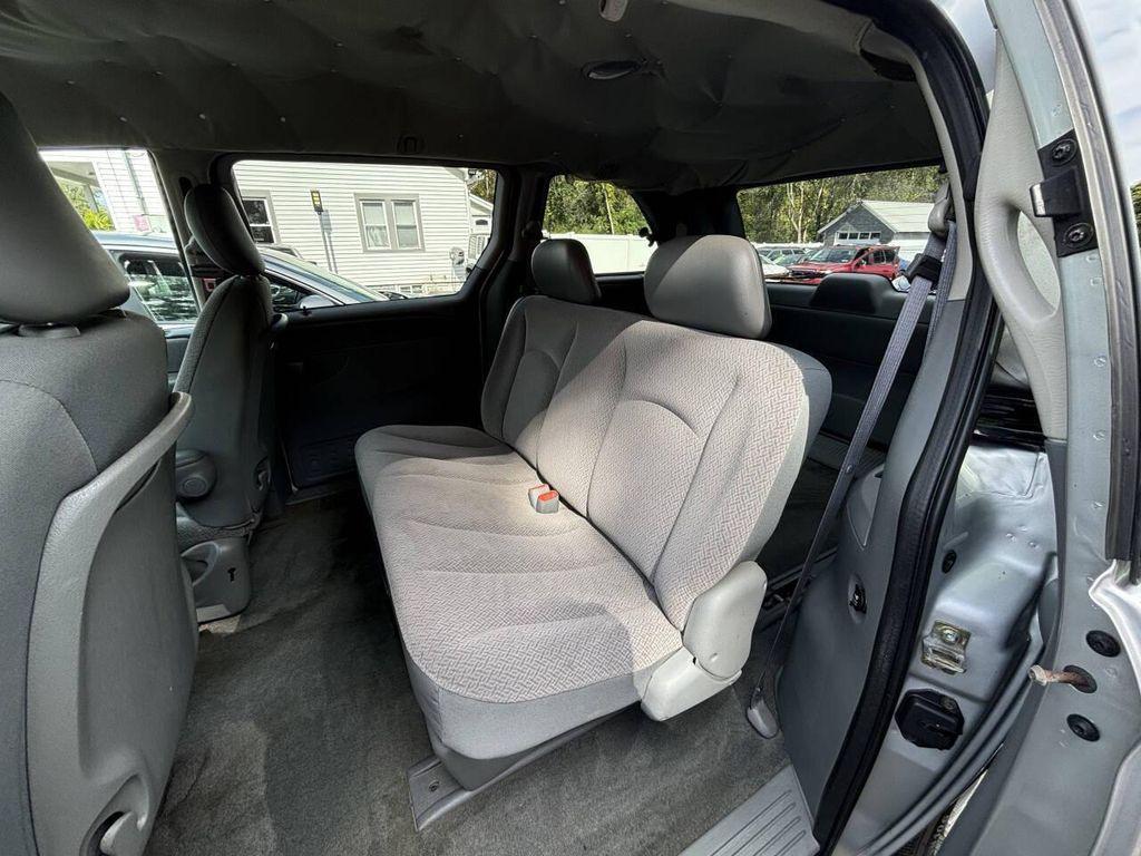 used 2007 Dodge Caravan car, priced at $2,495