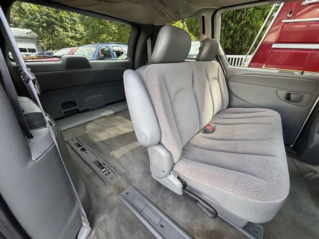 used 2007 Dodge Caravan car, priced at $2,495