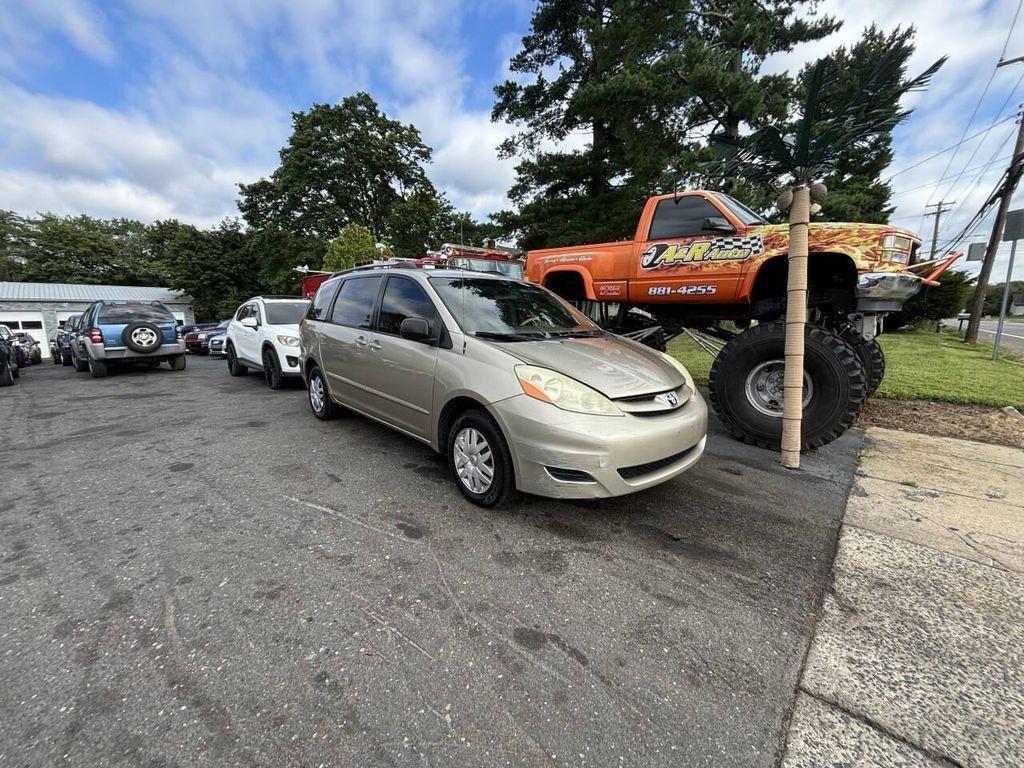 used 2006 Toyota Sienna car, priced at $2,495