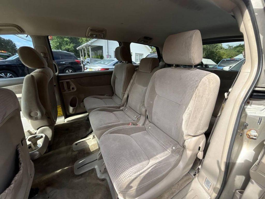 used 2006 Toyota Sienna car, priced at $2,495