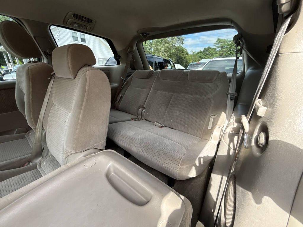 used 2006 Toyota Sienna car, priced at $2,495