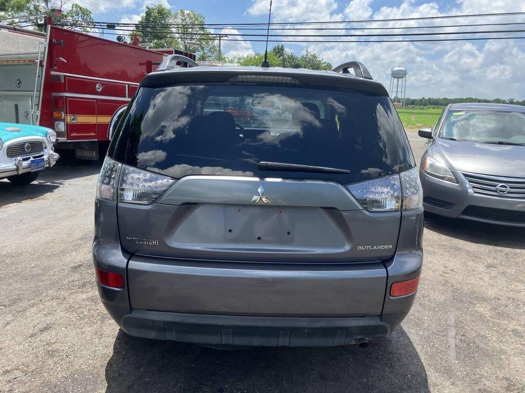 used 2009 Mitsubishi Outlander car, priced at $1,895
