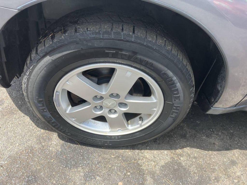 used 2009 Mitsubishi Outlander car, priced at $1,895