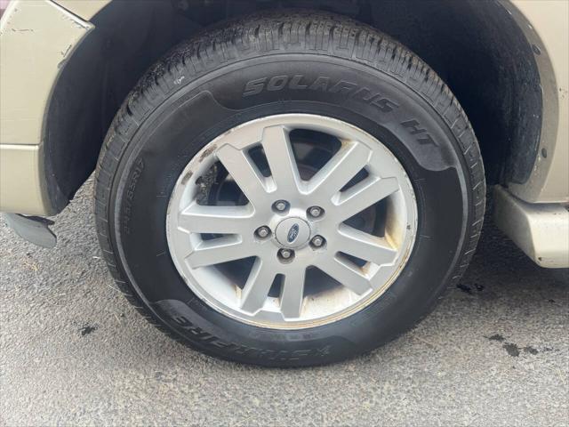 used 2006 Ford Explorer car, priced at $2,495