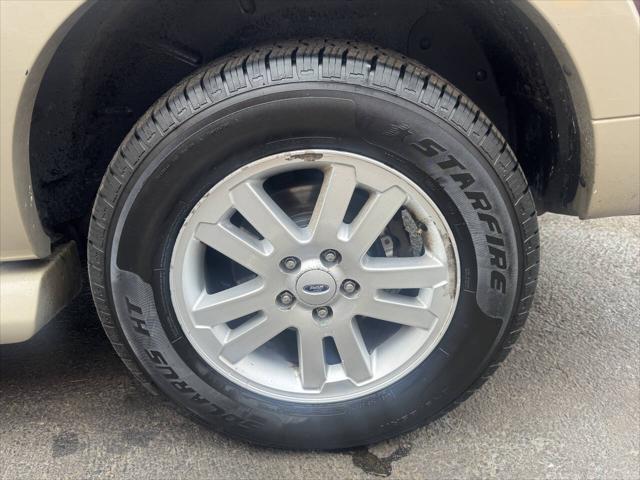 used 2006 Ford Explorer car, priced at $2,495