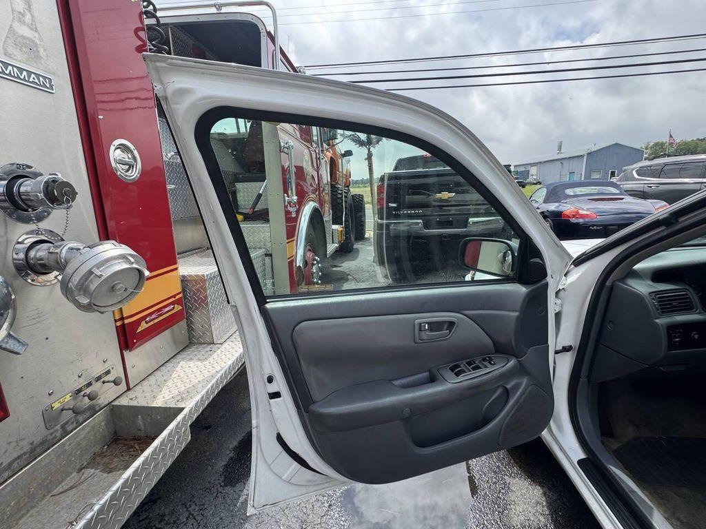 used 1998 Toyota Camry car, priced at $1,895