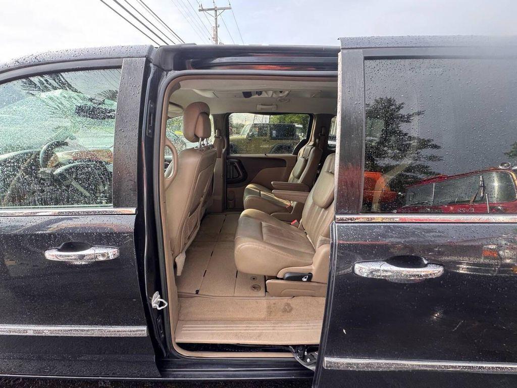 used 2014 Chrysler Town & Country car, priced at $2,995