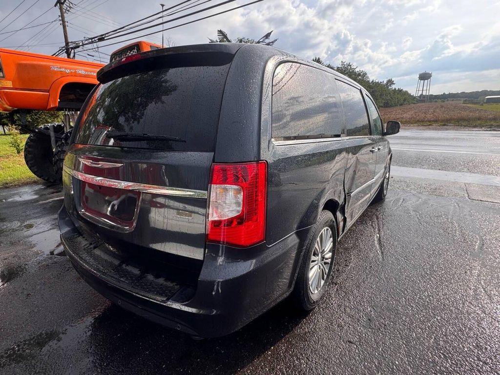used 2014 Chrysler Town & Country car, priced at $2,995