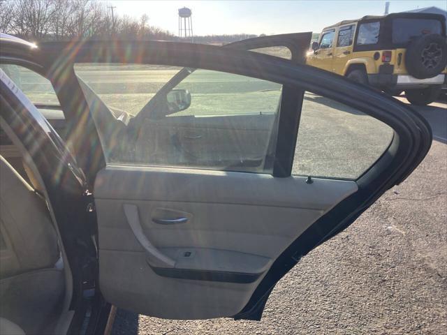 used 2009 BMW 328 car, priced at $2,495