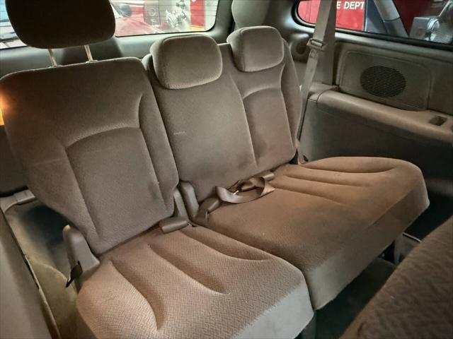 used 2006 Dodge Grand Caravan car, priced at $1,895