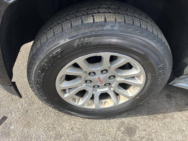 used 2015 GMC Yukon car, priced at $9,995