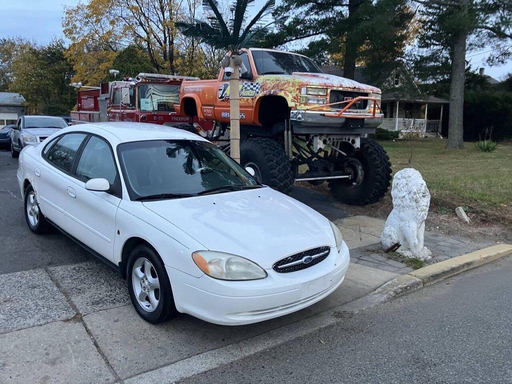 used 2001 Ford Taurus car, priced at $2,995