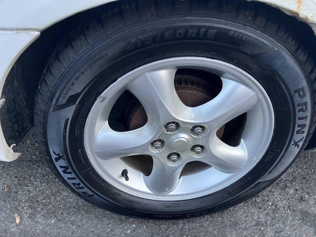 used 2001 Ford Taurus car, priced at $2,995