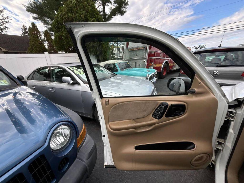 used 1998 Dodge Durango car, priced at $2,495