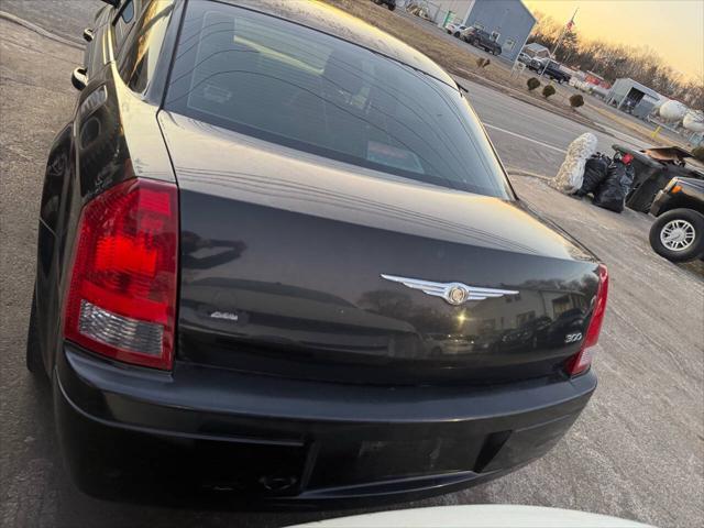 used 2007 Chrysler 300 car, priced at $1,895