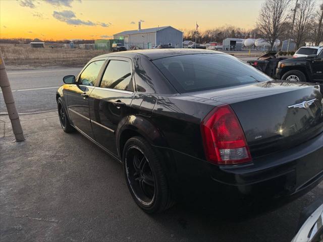 used 2007 Chrysler 300 car, priced at $1,895