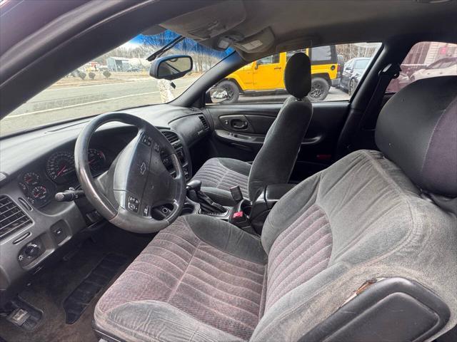 used 2001 Chevrolet Monte Carlo car, priced at $2,195