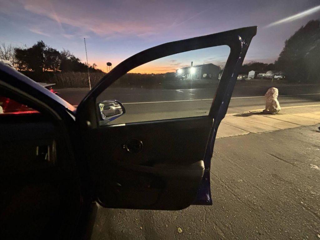 used 2006 Pontiac Torrent car, priced at $3,995