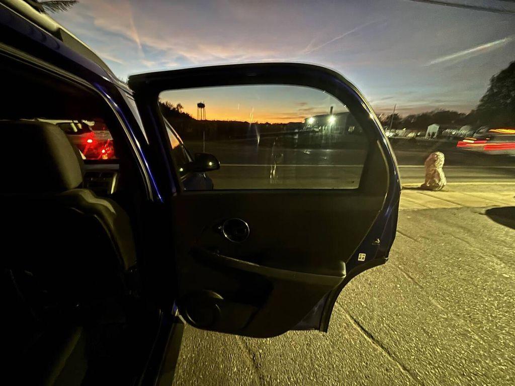 used 2006 Pontiac Torrent car, priced at $3,995