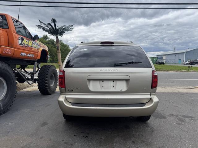 used 2005 Dodge Caravan car, priced at $2,195