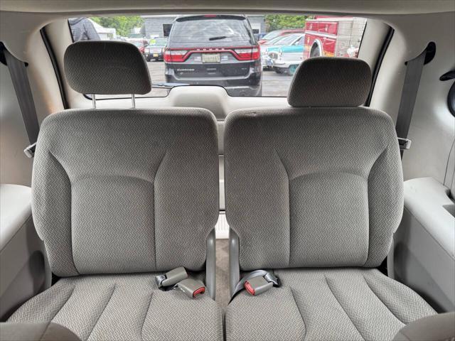 used 2005 Dodge Caravan car, priced at $2,195
