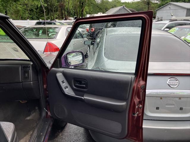 used 2000 Jeep Cherokee car, priced at $1,295