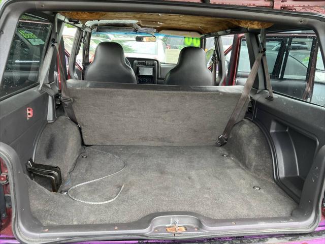 used 2000 Jeep Cherokee car, priced at $1,295