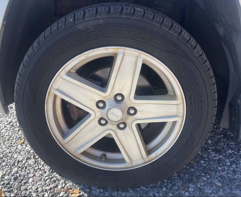 used 2010 Jeep Compass car, priced at $3,495