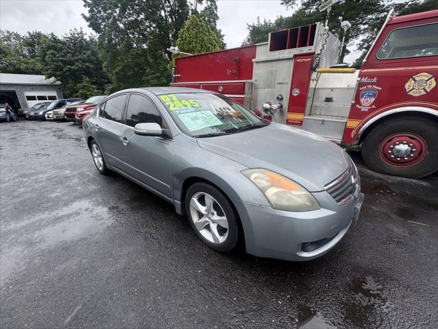 used 2007 Nissan Altima car, priced at $2,495
